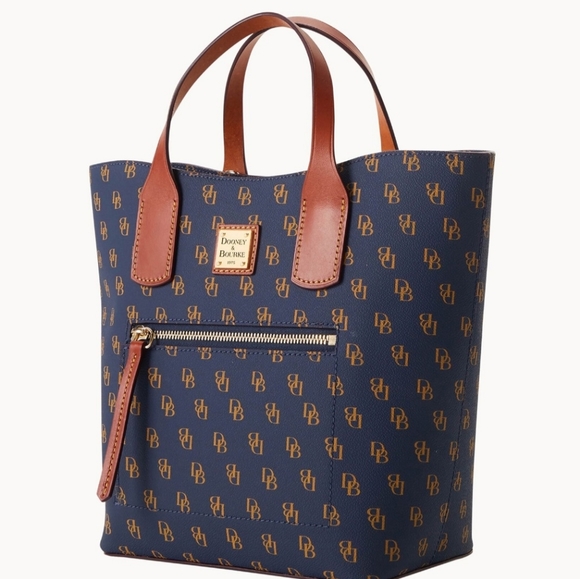 NWT Dooney & Bourke Gretta Brinley - Picture 3 of 9